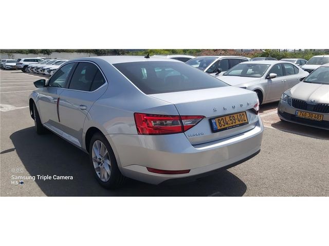 סקודה סופרב