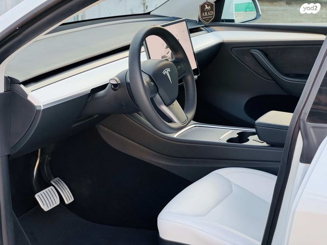 טסלה מודל Y