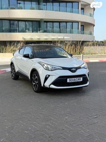 מודעת רכב טויוטה C-HR