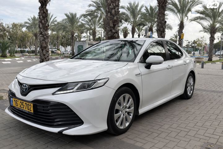 מודעת רכב טויוטה קאמרי