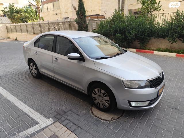 מודעת רכב סקודה ראפיד