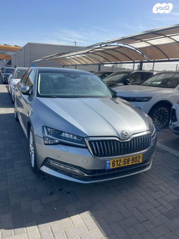 מודעת רכב סקודה סופרב