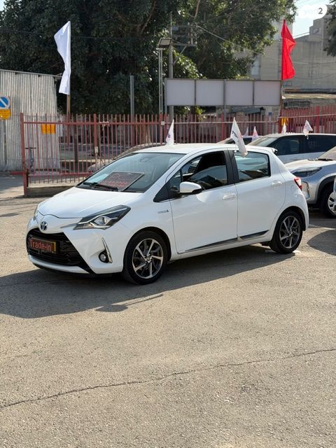 מודעת רכב טויוטה יאריס