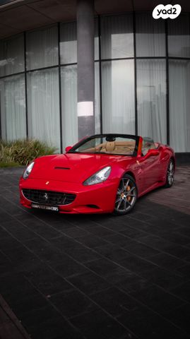 מודעת רכב פרארי קליפורניה