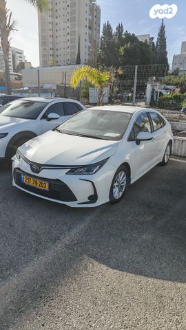מודעת רכב טויוטה קורולה