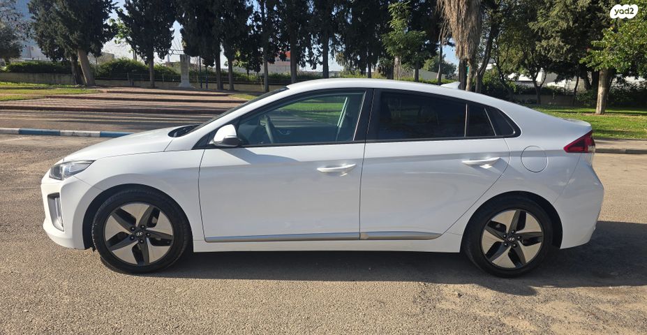 מודעת רכב יונדאי איוניק 2