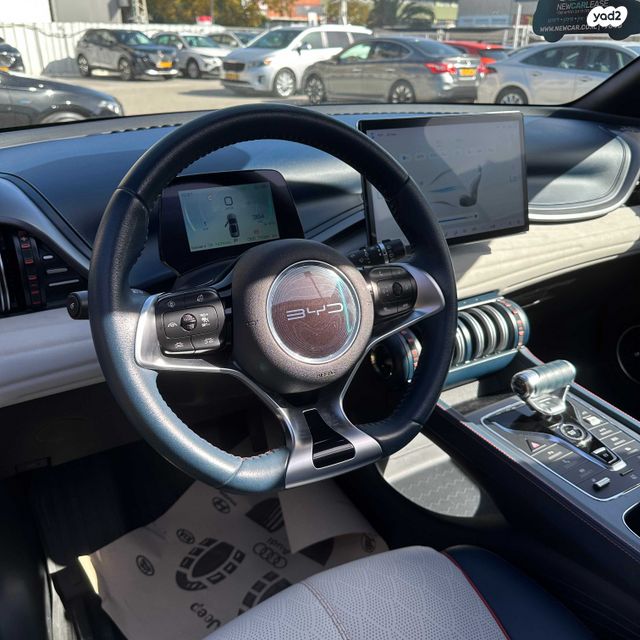 מודעת רכב בי.ווי.די אטו 3