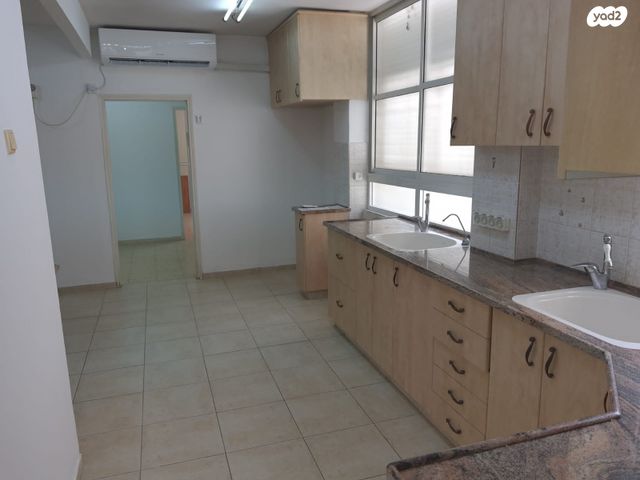 טובה וטוביה מילר 13