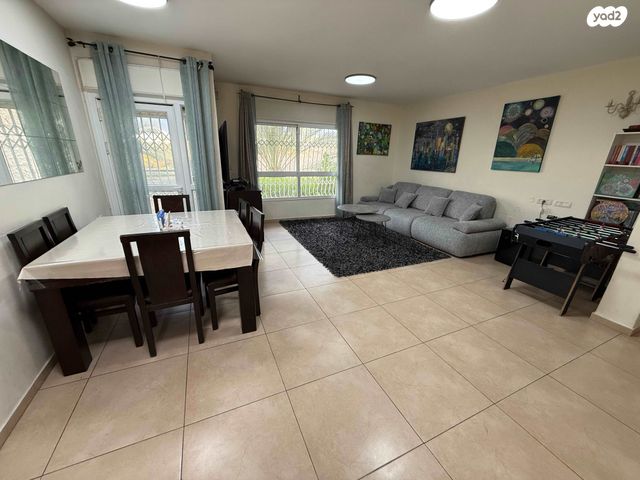 עמק החולה 55