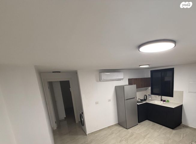 שמחת עולם 10