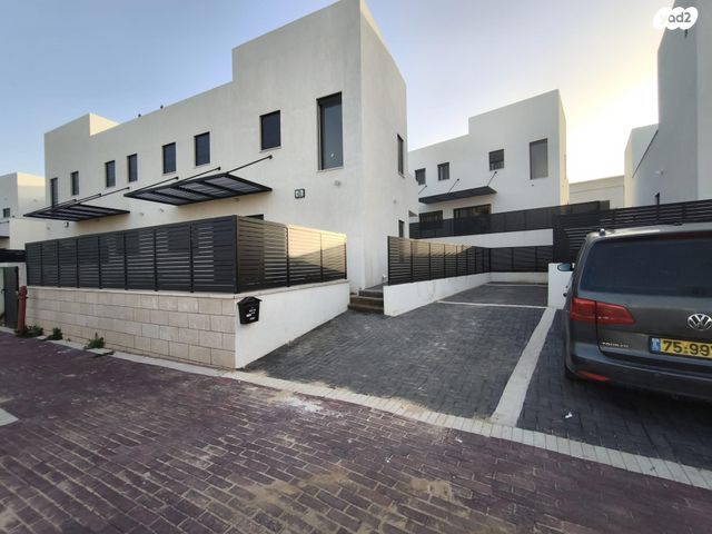 יהודה עמיחי 5