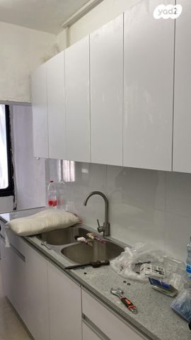 רב האי גאון 10