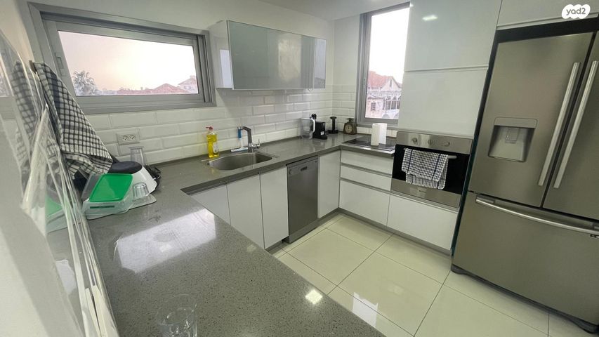 דירה, אלברט קיוסו 5, צהלון, שיכוני חסכון, תל אביב יפו