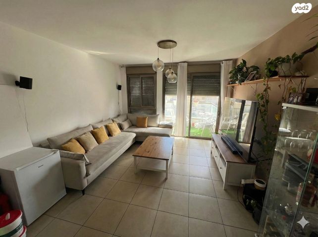 דרך דגניה 84