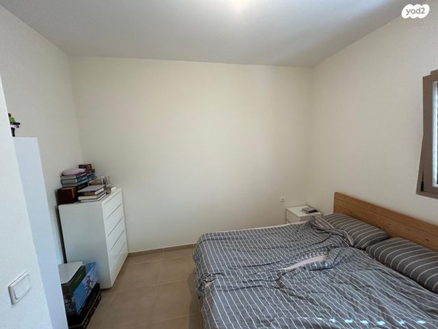 דירה, כרמל 7, אחוזת הנשיא, רחובות