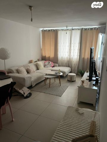 אבן גבירול 23