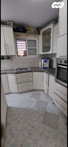 דירה, הרימון 14, מנחם בגין, עכו