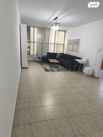 שדרות הנשיא וייצמן 70