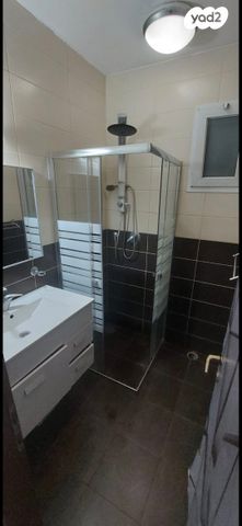 דירה, הרימון 14, מנחם בגין, עכו