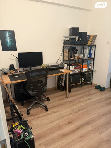 דירה, המלבן 2, הל"ה, גבעתיים