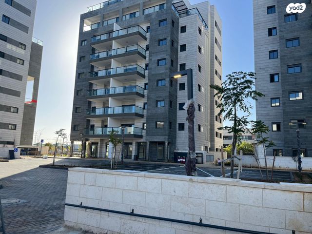 שדרות כרמי גת 10