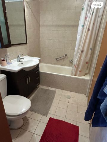 דירה, כרמל 7, אחוזת הנשיא, רחובות