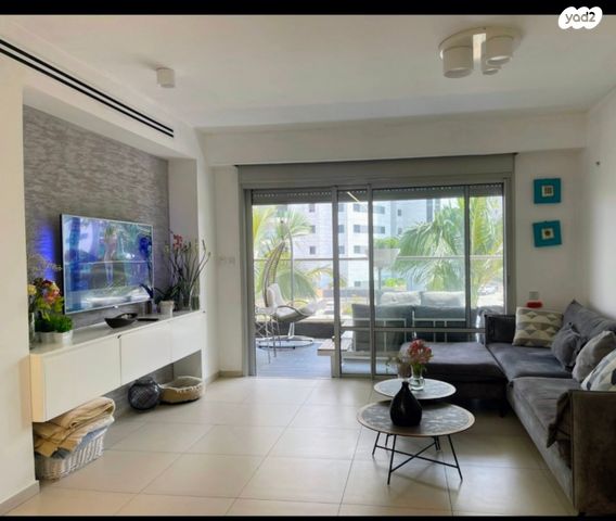 פרופ' אפרים קציר 26