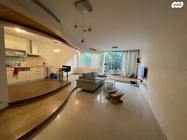 דרך זאב ז'בוטינסקי 92