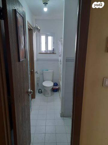 אנדה עמיר פינקרפלד 58