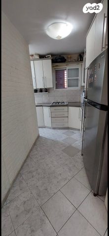 דירה, הרימון 14, מנחם בגין, עכו