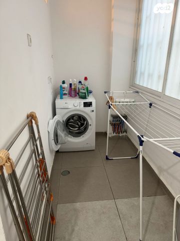 דירה, המלבן 2, הל"ה, גבעתיים