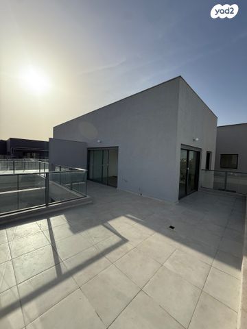 דרך בן צבי 113