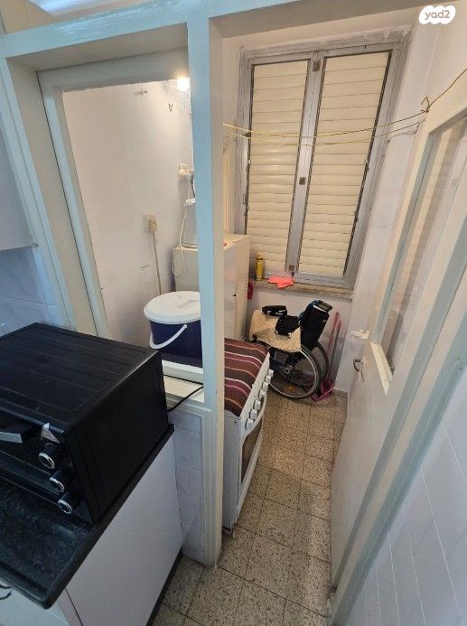 דירה, מנדלי מוכר ספרים 12, לב העיר, בת ים