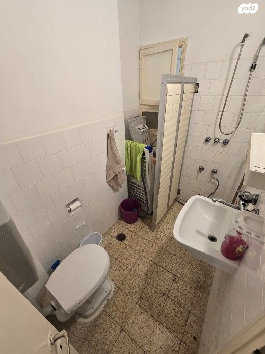 דירה, מנדלי מוכר ספרים 12, לב העיר, בת ים