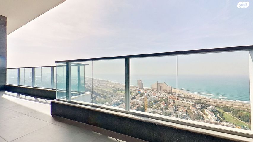 גג/ פנטהאוז