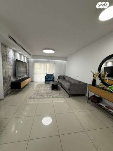 נווה זאב, נאות אילן