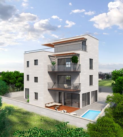 מרכז העיר, סביניה, הוותיקה