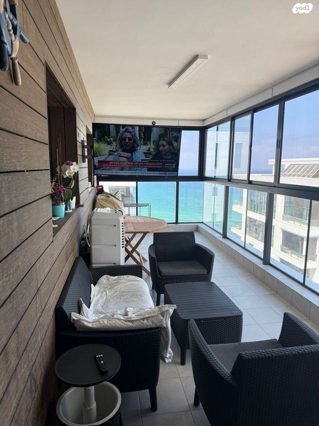 דירה, לויתן 1, חוף הזהב, נתניה