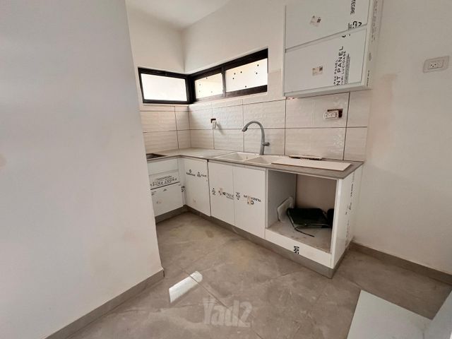 דירה למכירה בירושלים (תיווך) — 4
