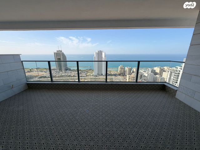 דר' ישראל בורגנסקי 