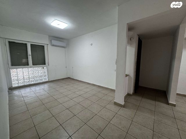 סמטת אורן 11