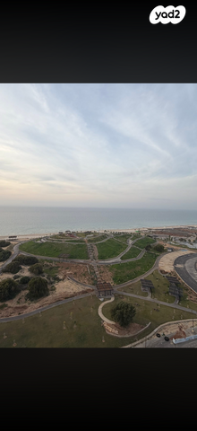 יהורם גאון 2