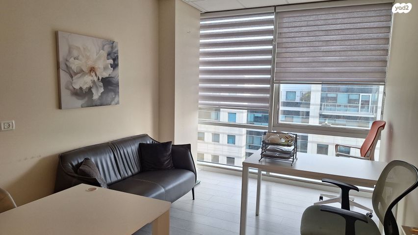 עתידים, אזור התעסוקה רמת החייל