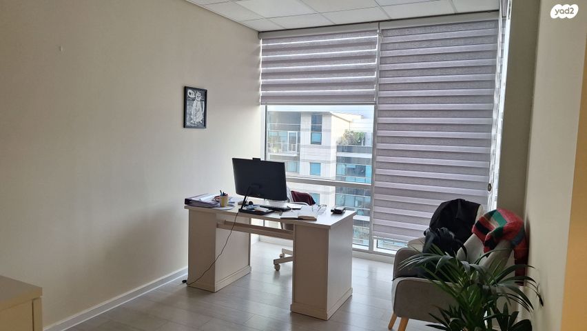 עתידים, אזור התעסוקה רמת החייל