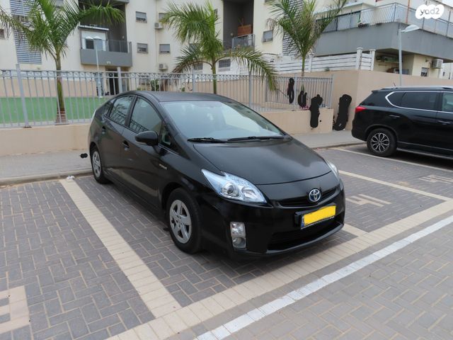 מודעת רכב טויוטה פריוס