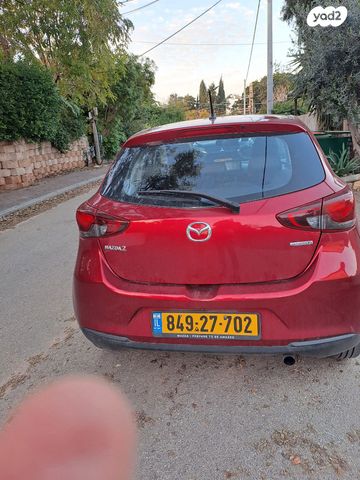 מודעת רכב מאזדה 2