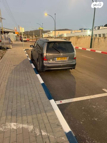 מודעת רכב מיצובישי גרנדיס