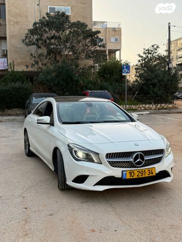 מודעת רכב מרצדס-בנץ CLA