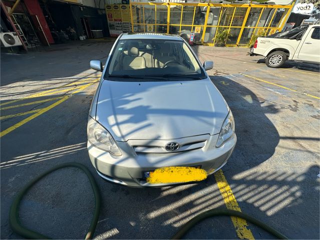 מודעת רכב טויוטה קורולה