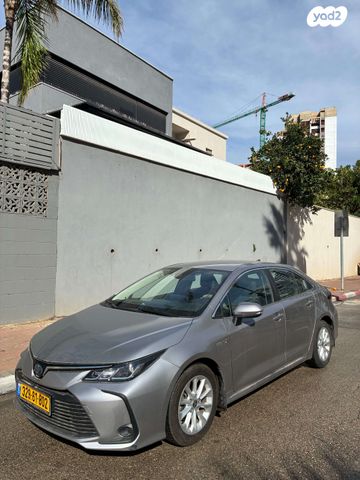 מודעת רכב טויוטה קורולה